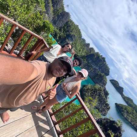 Junior Homestay Kri المظهر الخارجي الصورة
