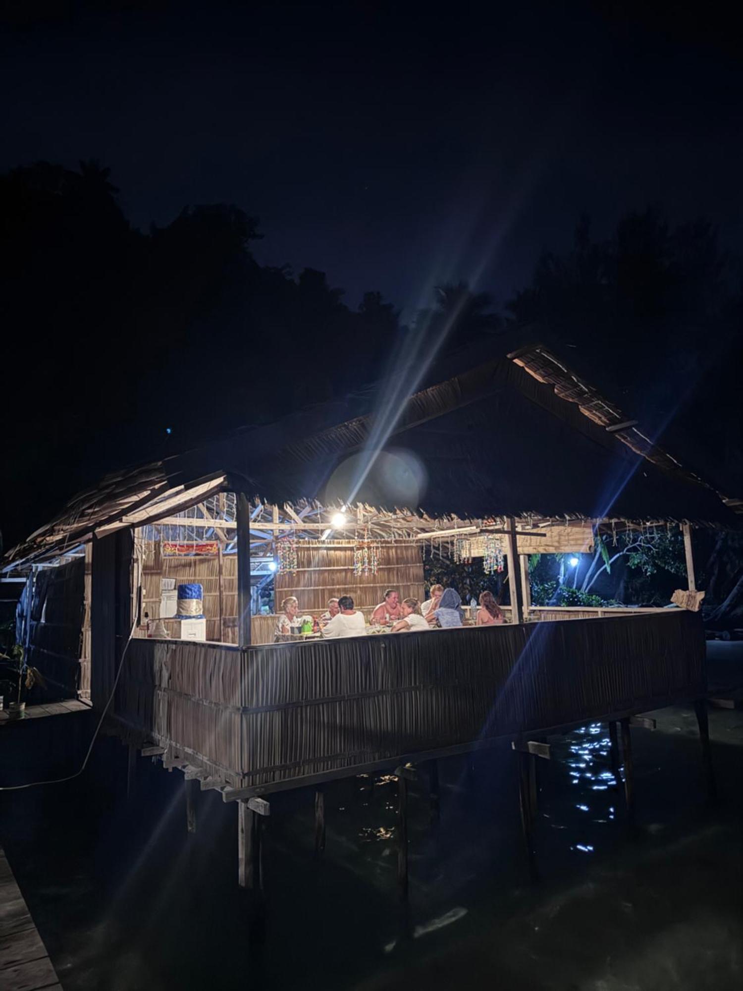 Junior Homestay Kri المظهر الخارجي الصورة